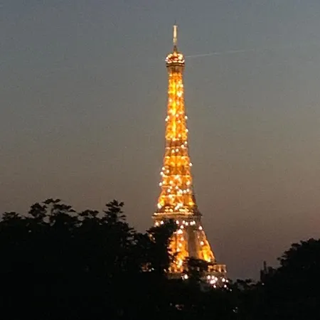 4 Bedroom Luxury Eiffel Tower 파리