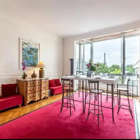 아파트 4 Bedroom Luxury Eiffel Tower
