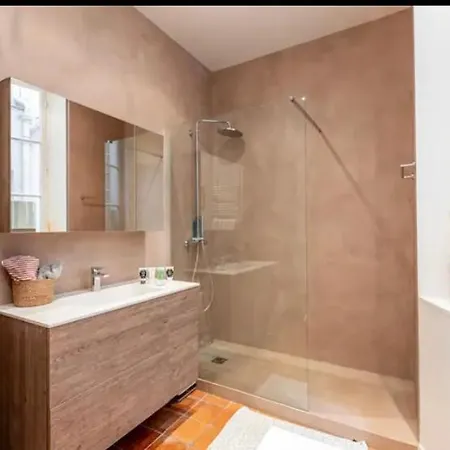 4 Bedroom Luxury Eiffel Tower 파리