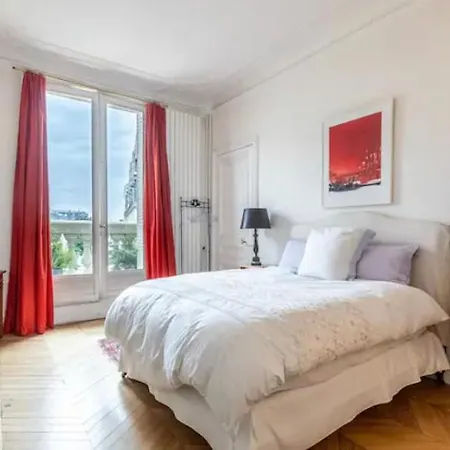 4 Bedroom Luxury Eiffel Tower 아파트